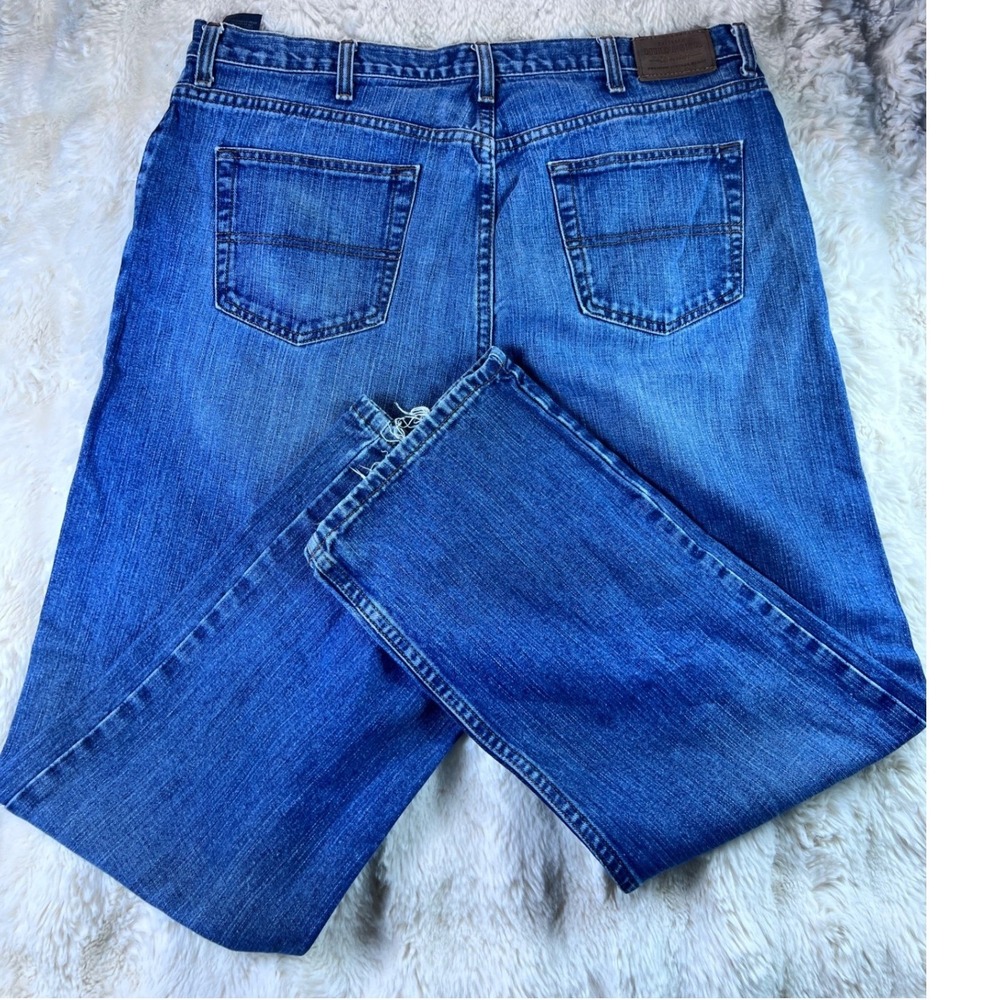 Tommy Hilfiger Classic Fit JeansMens 38x29 Medium Wash Premium Vintage Denim A18